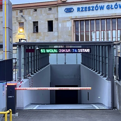 Rzeszowskie Centrum Komunikacyjne na chwilę przed otwarciem [STYCZEŃ 2024] - fot 25